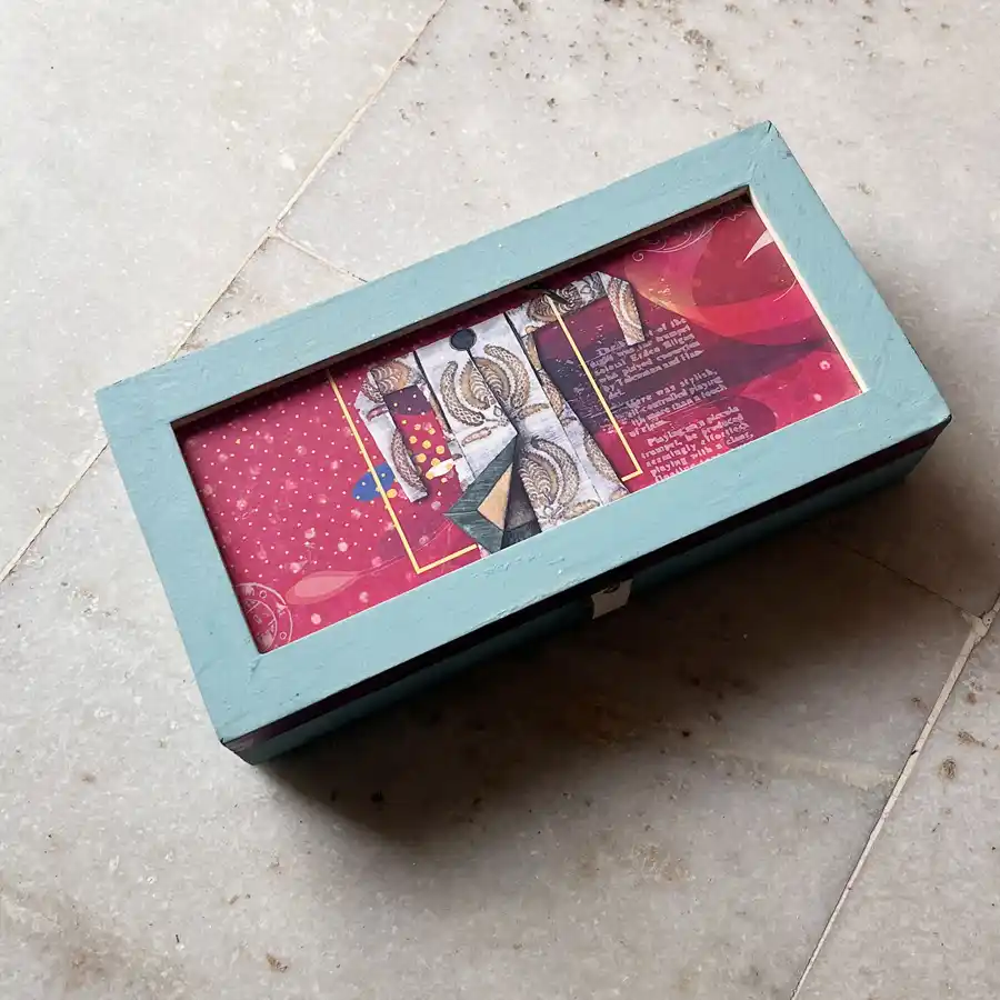 achkan | upcycled box | Upcycld Art Achkan Upcycled Box 01
