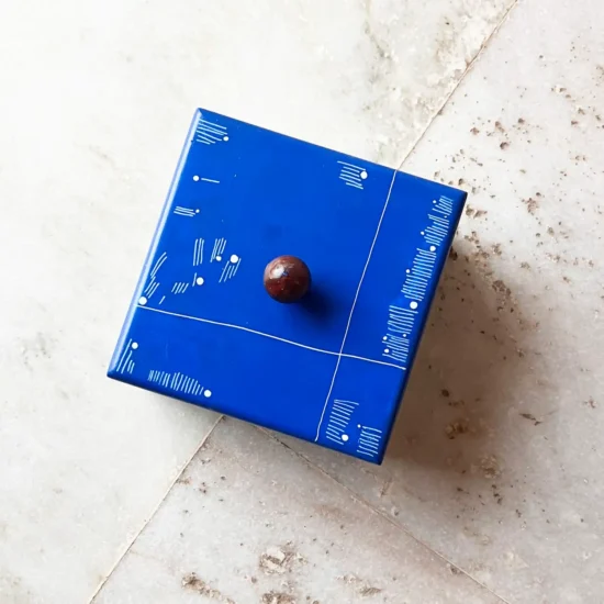 indicum florales | Upcycled Box -701a