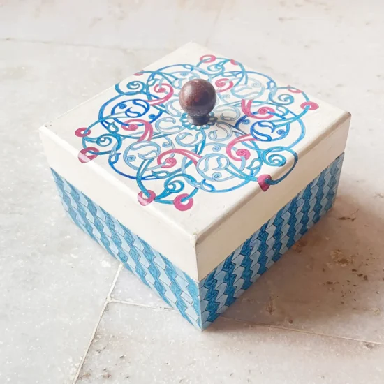 ludere tempus | Upcycled Box -601a